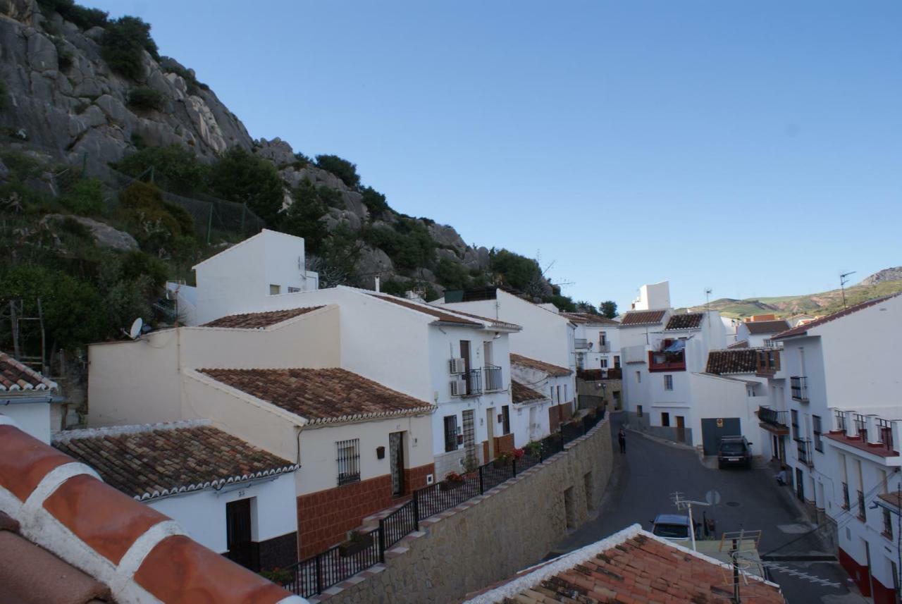 Valle de Abdalagís Casa Angelita Caminito Del Rey, Duplex Con Terraza En El Centro De Andalucia 게스트하우스 외부 사진